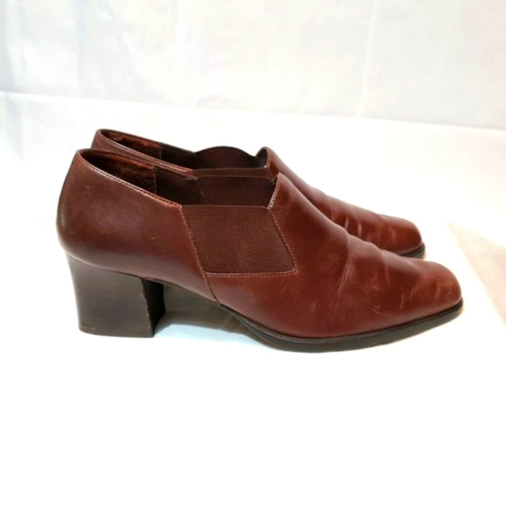 Aerosole Brown Leather Women's Booties/ Shoes